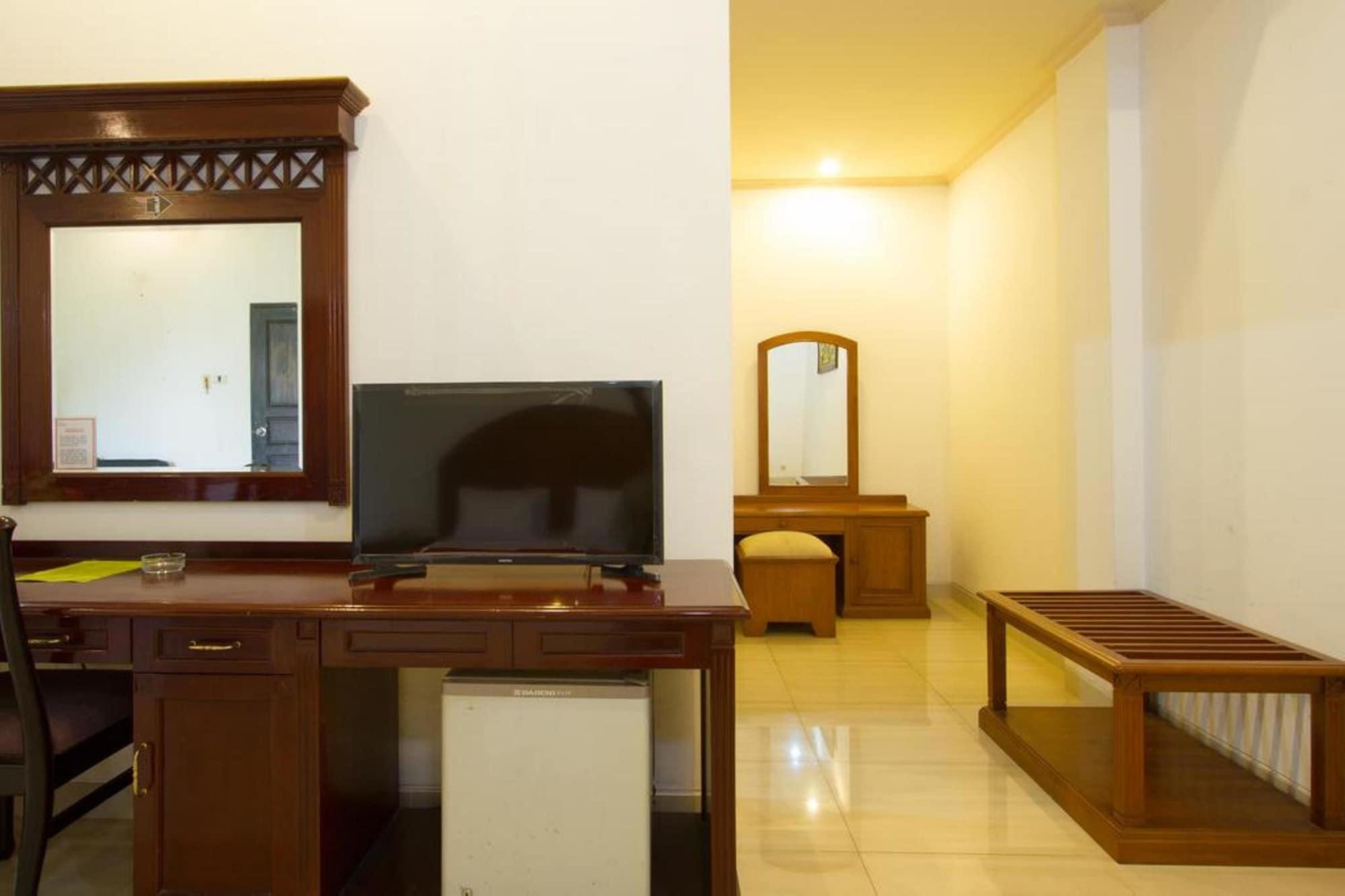 Hotel Oranjje Denpasar Exteriér fotografie