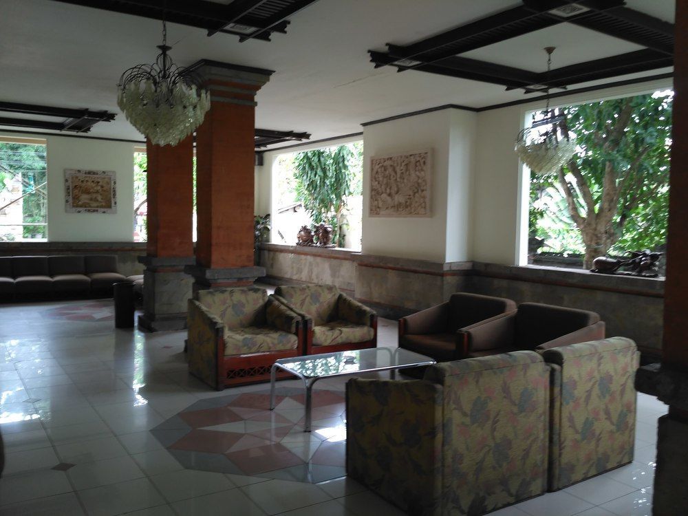 Hotel Oranjje Denpasar Exteriér fotografie